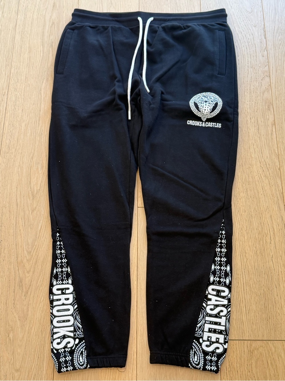 BNWOT Crooks & Castles Black Paisley Logo Joggers 2XL BNWOT Streetwear
